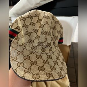 Gucci hat